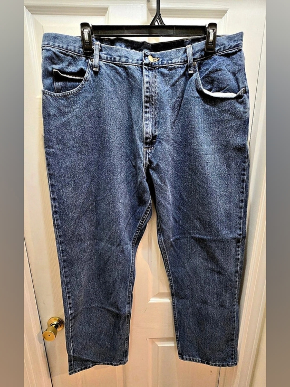 Wrangler Relaxed Fit Men's Blue Jeans  42 X 30
